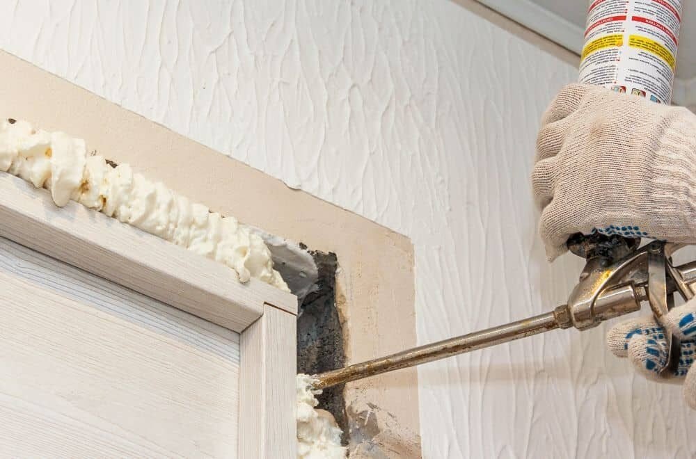 What should you use to fill large gaps in wood? A guide to choosing the right wood filler