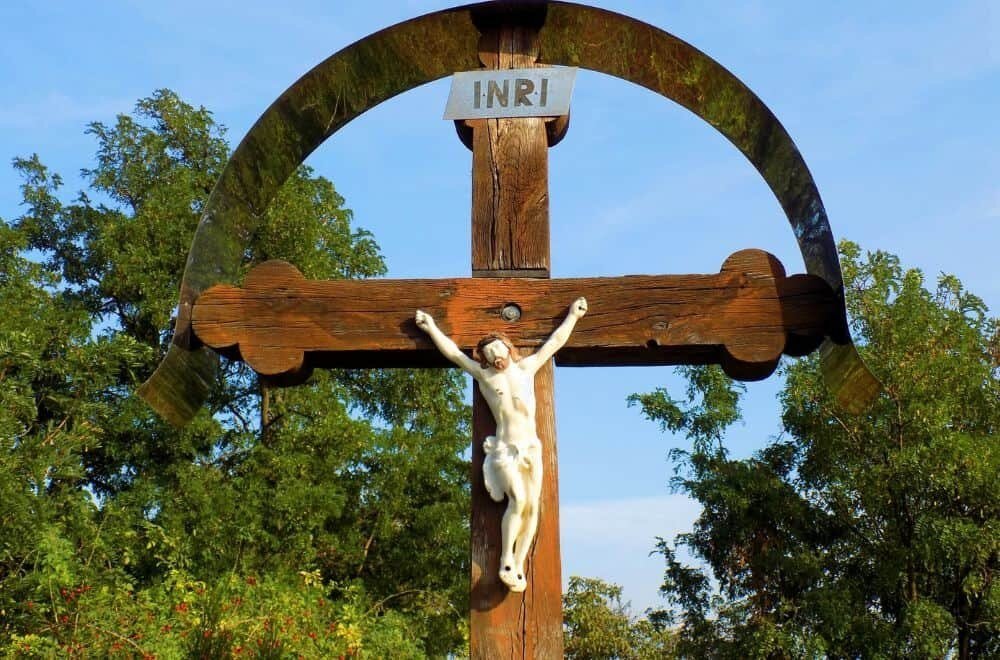 What Wood Was Christ's Cross Made Of? Uncovering the Truth