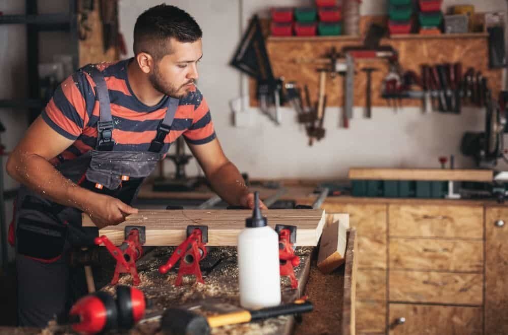 What Glue Works Best for Gluing Glass to Wood? A Comprehensive Guide